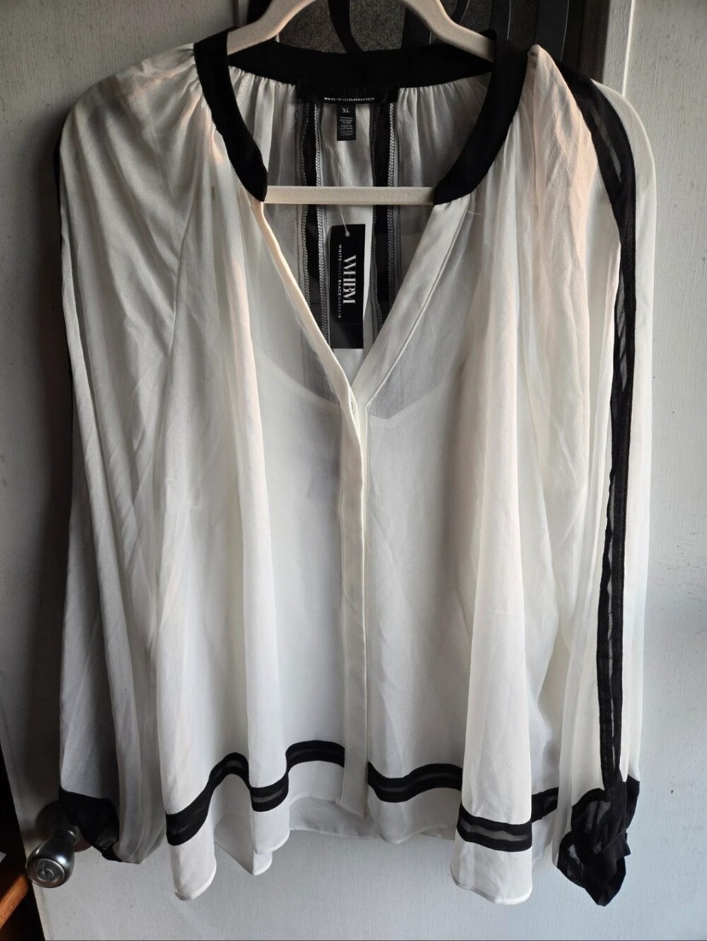 White House Black Market White Sheer Chiffon Lined Blouse NWT